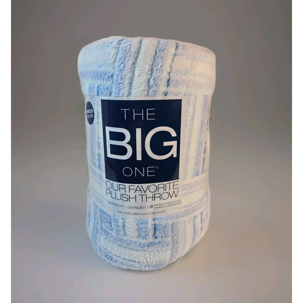 The Big One Oversized Plush Throw Blue Weave 6'x5' *NEW*